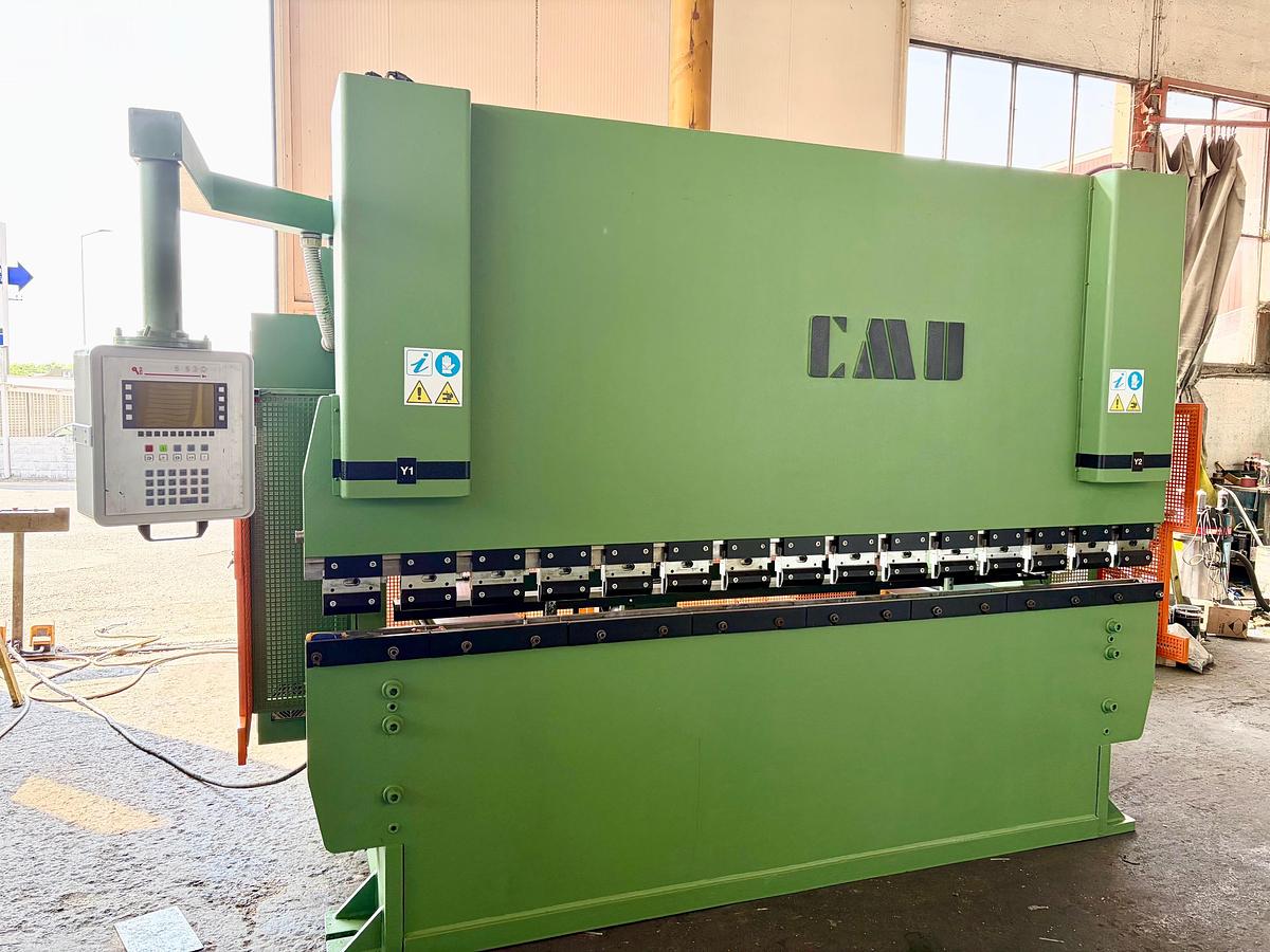 Usato Pressa Piegatrice “CMU” 3050×120 tonn.