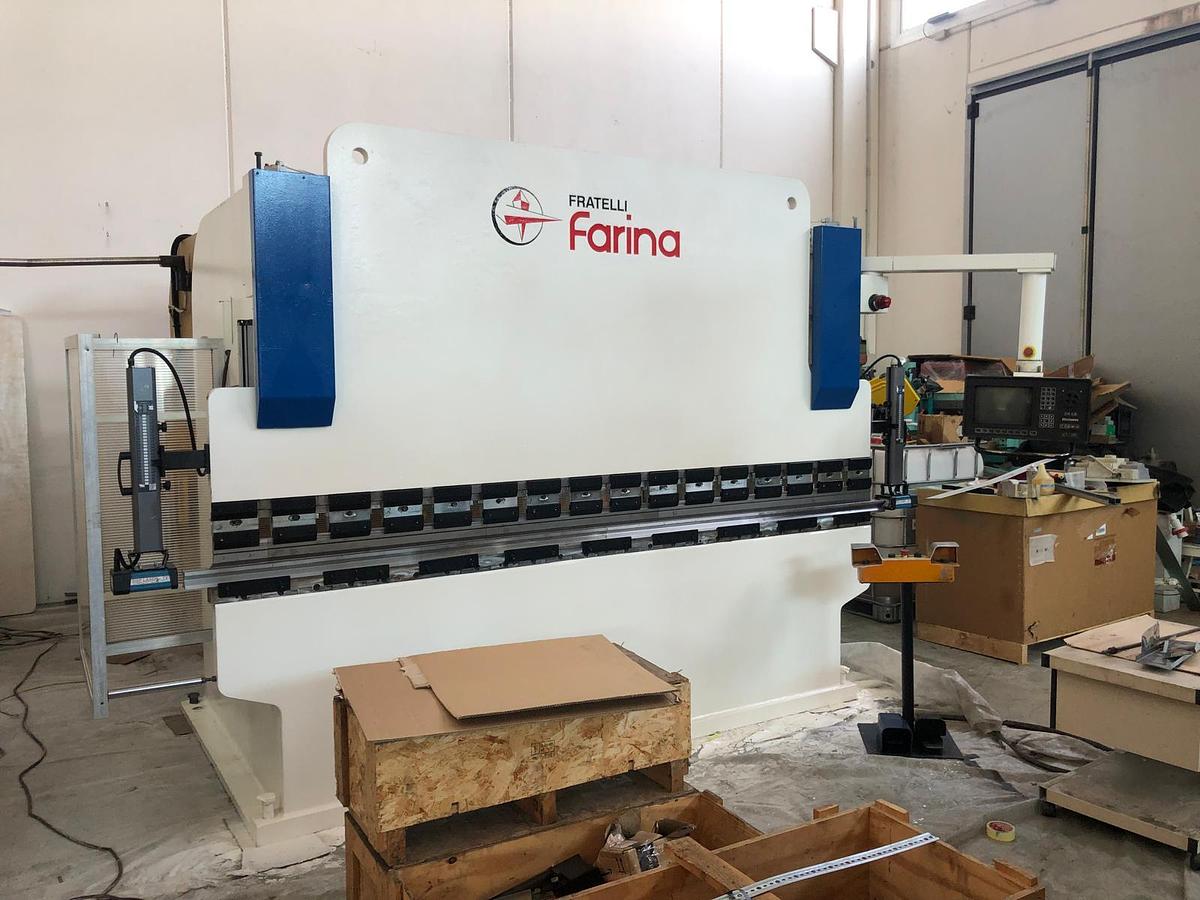 Usato Pressa Piegatrice “FARINA” 310×80 tonn.