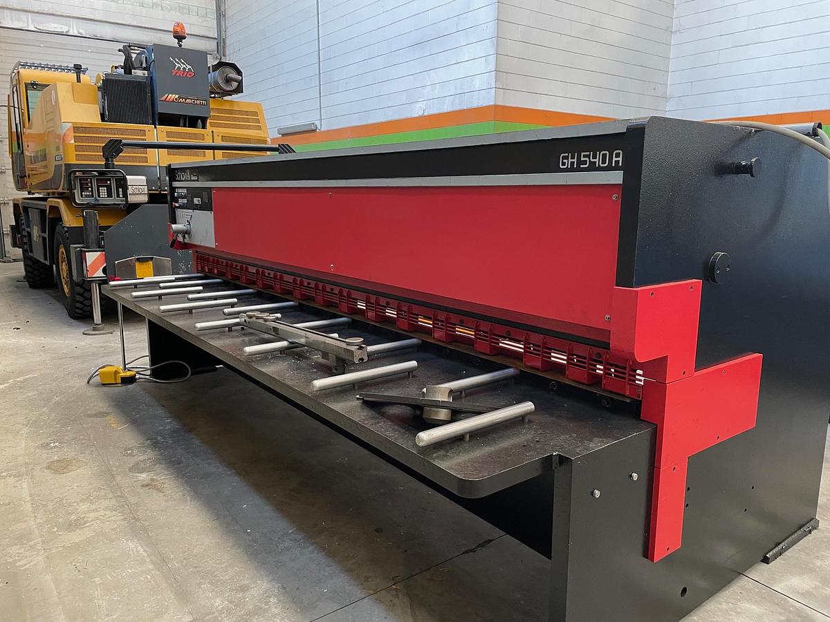 Usato Cesoia"SCHIAVI" GHA 4000x5 mm.