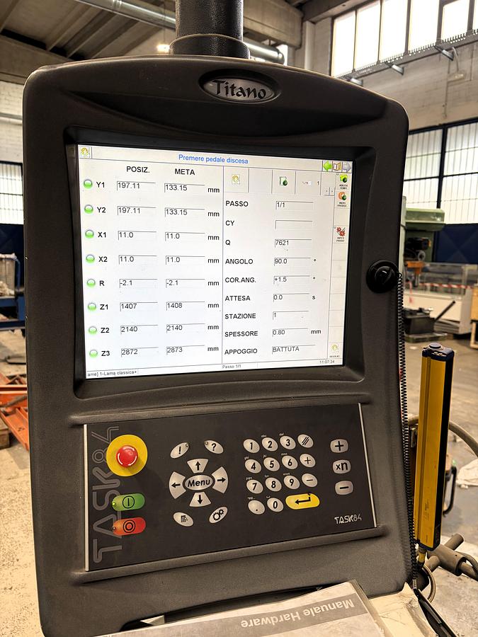 Usato PRESSA PIEGATRICE "SCHIAVI" HFB 4000 x 200 tonn.