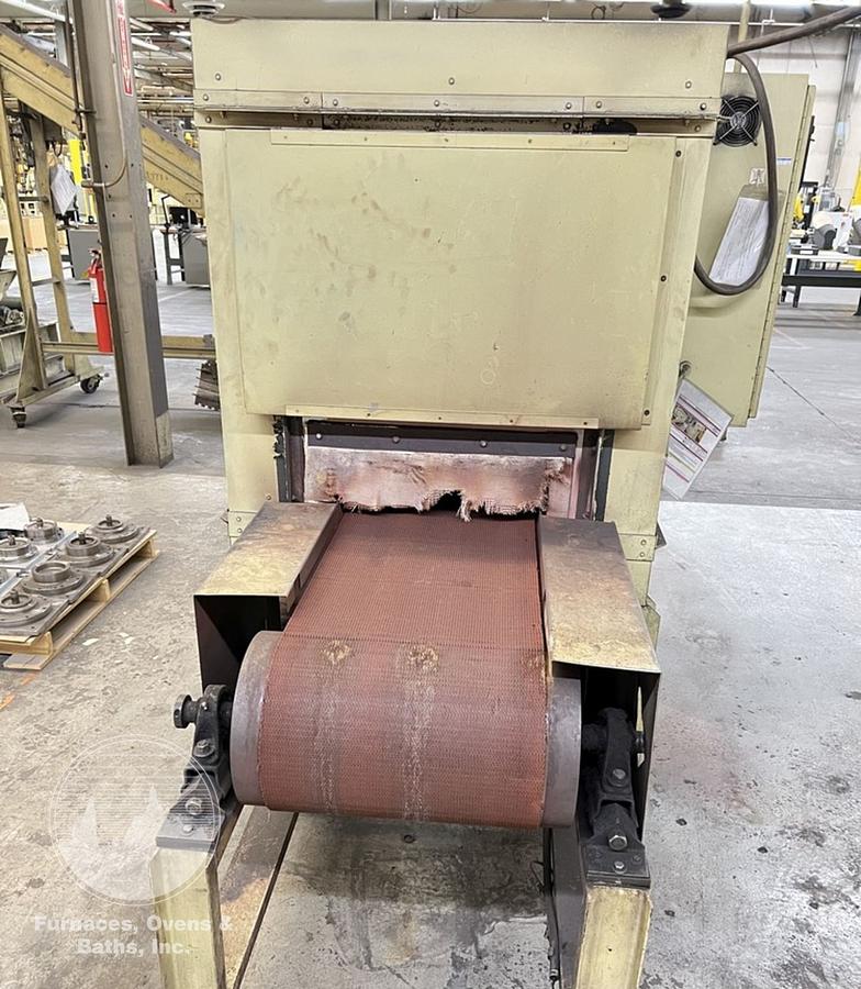 Used 19"W x 18" High x 120" Long, New England Oven Belt Conveyor Oven, Electric, 850-F
