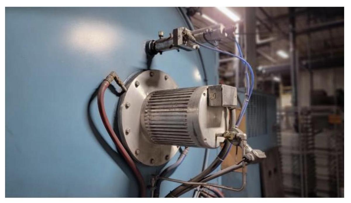 Used Centorr Vacuum Industries, 24"W x 24"H x 48"L, 2530°C/4586°F