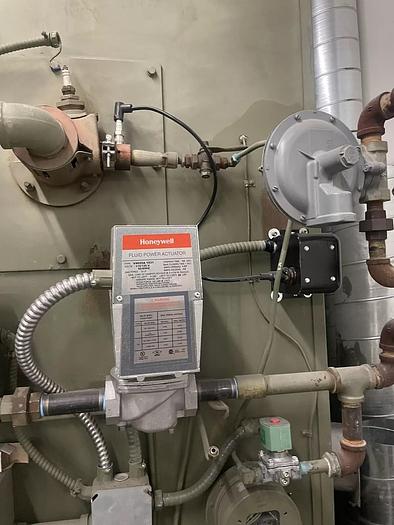 Used 40"W x 63"H x 52"L Despatch V-39 STD Walk-In Oven, 500°F, Gas