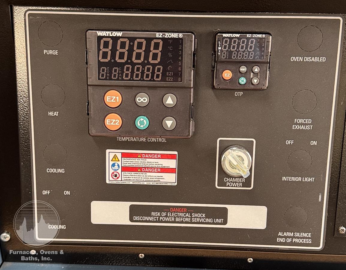 Used 25"W x 38"H x 20"L Blue M DC-336 Cabinet Oven, 650°F, Electric