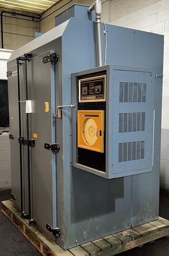 Used 48"W x 72"H x 48"L, Blue M DC-966 Cabinet Oven, 600°F, Stainless Interior