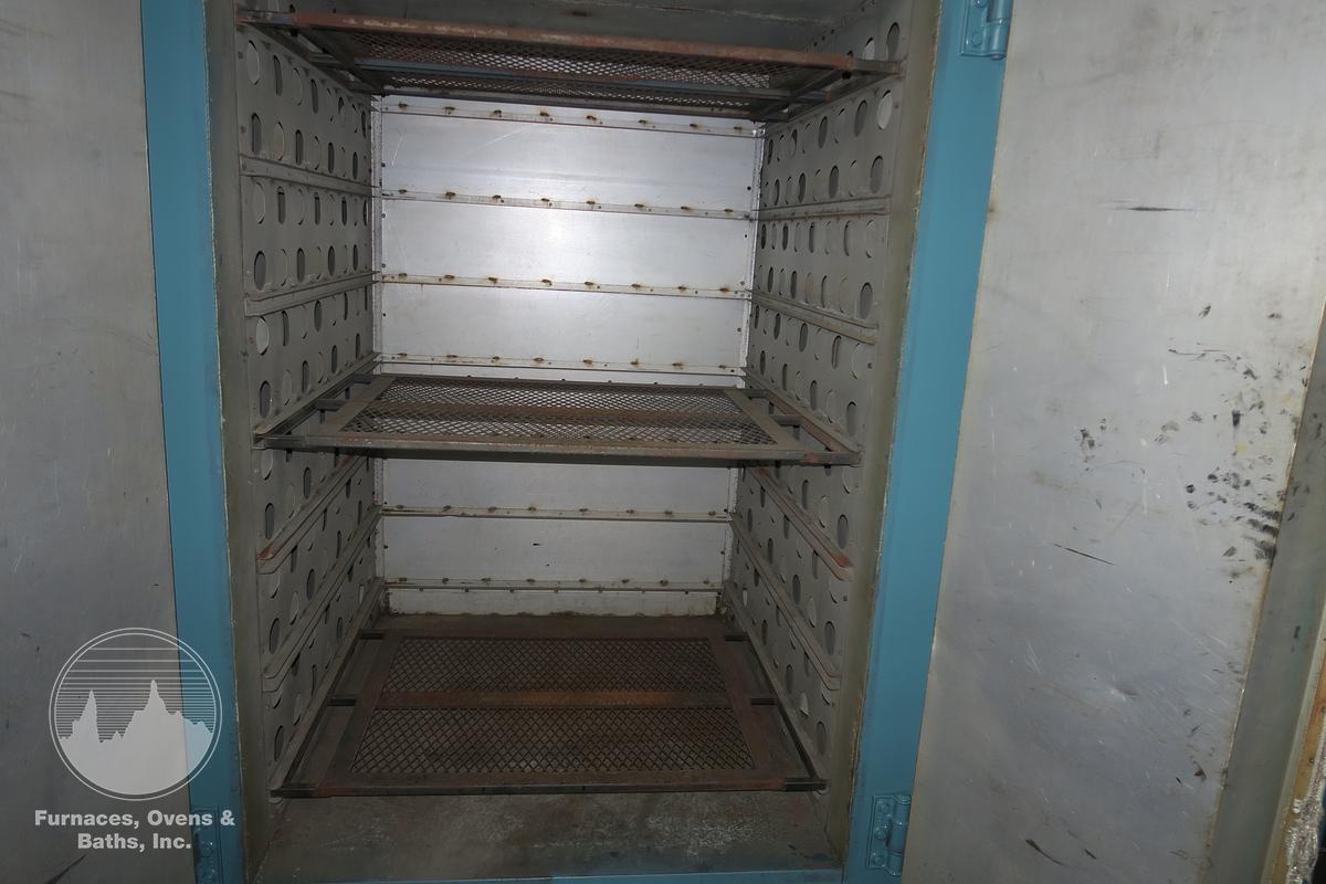 Used 48"W x 72"H x 48"L, Grieve, Electric Walk-In/Cabinet Oven, 500°F