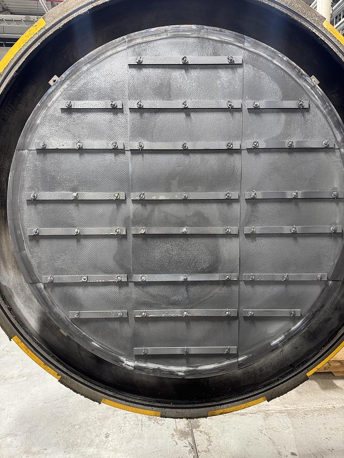 Used Solar Atmospheres HFL-5748-2EQ Vacuum Furnace, 2850-F, 2 Bar, Diffusion Pump, NEW HOT ZONE