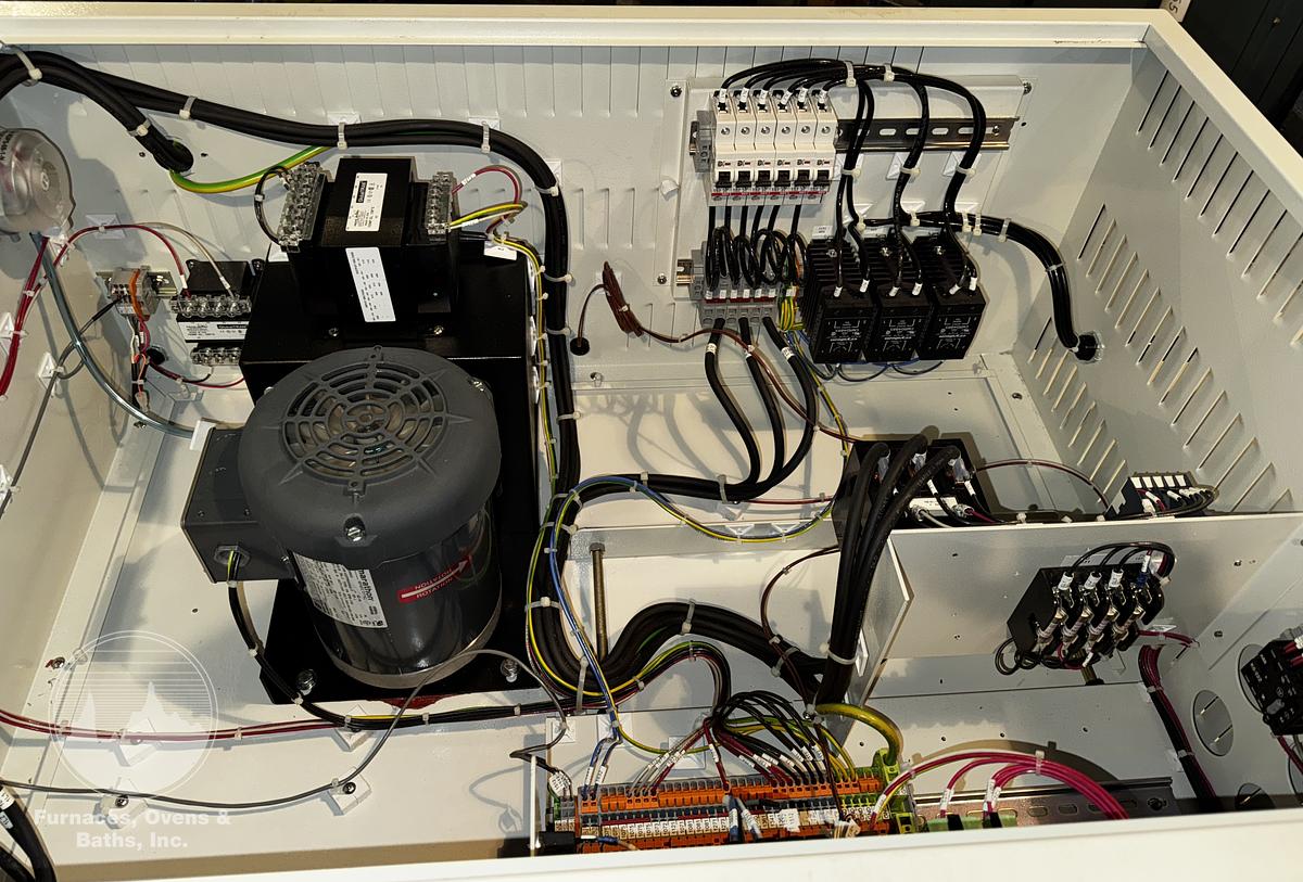 Used 48"W x 48"H x 24"L, Blue M DCW-326 Cabinet Oven, Stainless Steel Interior, 600°F