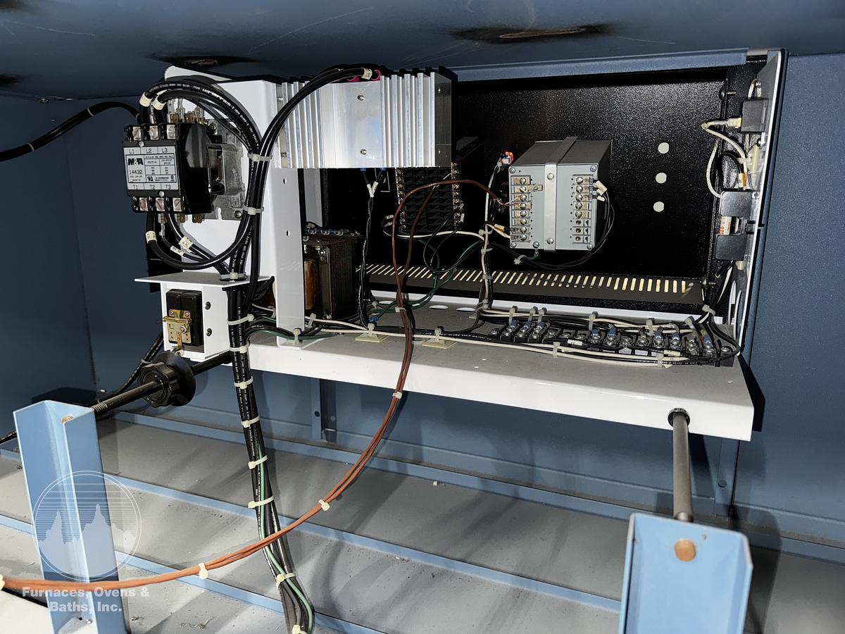 Used 48"W x 36"H x 24"L Blue M DC-1406 Cabinet Oven, 662°F, Electric, 240V, Single Phase