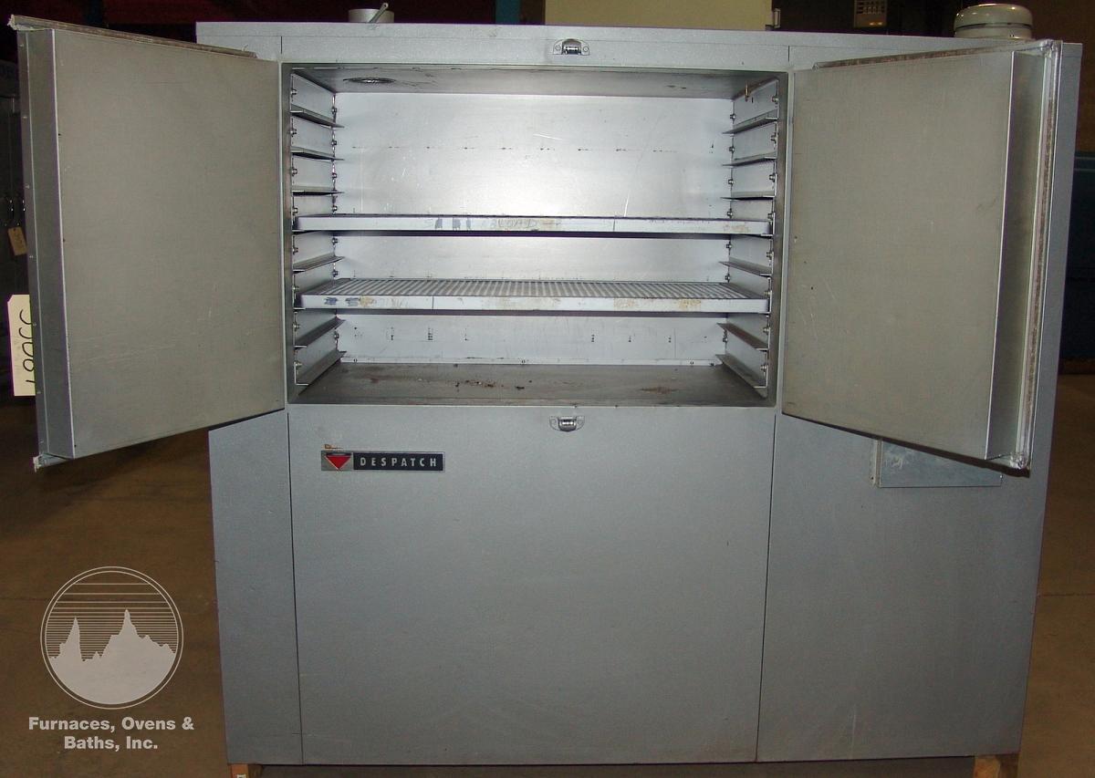 Used 37"W x 25"H x 19"L Despatch V-23 STD Cabinet Oven, 500°F, Electric