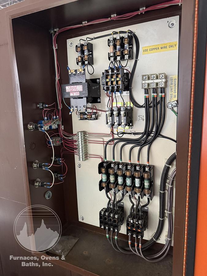 Used 48"W x 72"H x 72"L, Precision Quincy EC-406, Electric, 500-F
