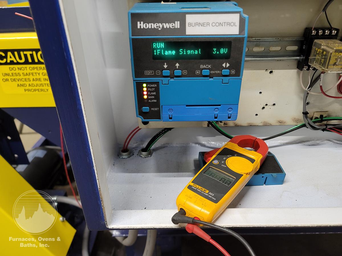 Refurbished Despatch Industries Conveyor Oven, 30"W x 18"H x 15'L, Gas Fired, 650°F