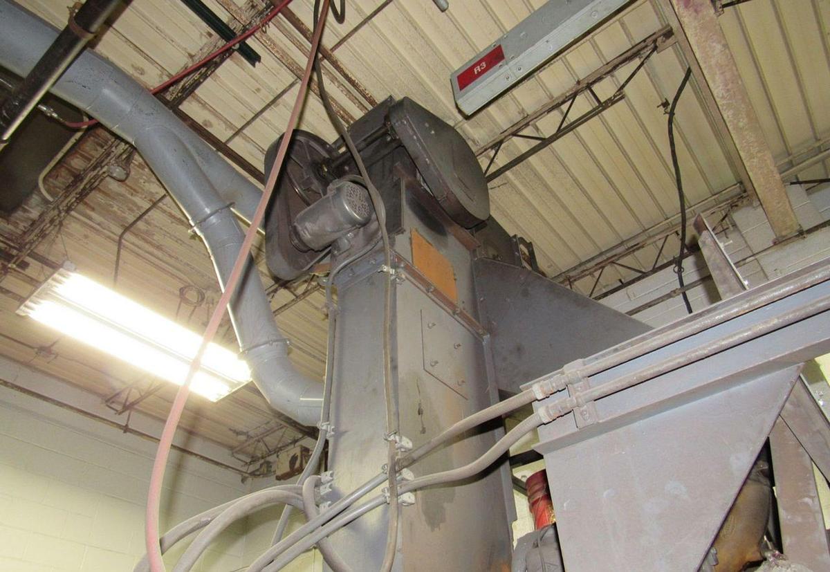 Used WHEELABRATOR WTB3 27" x 36" TUMBLAST CAPACITY 3 CU FT WITH LOADER