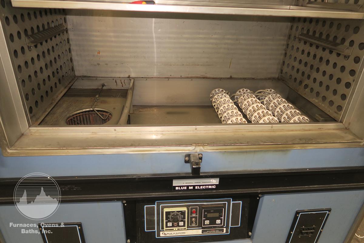 Used 48"W x 36"H x 24"L Blue M DC-1406F Cabinet Oven, 662°F, Electric