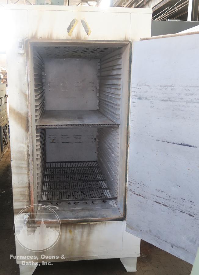 Used 26"W x 50"H x 38"L Grieve VB-850, Electric, 850-F