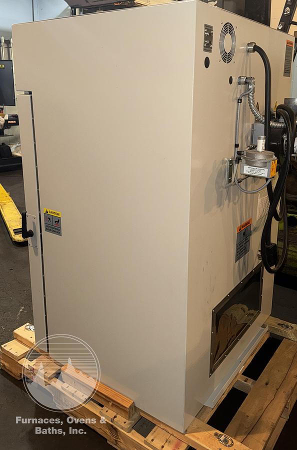 Used 24"W x 36"H x 24”L, Despatch Industries Class A Cabinet Oven, 650°F, Electric, Single Phase