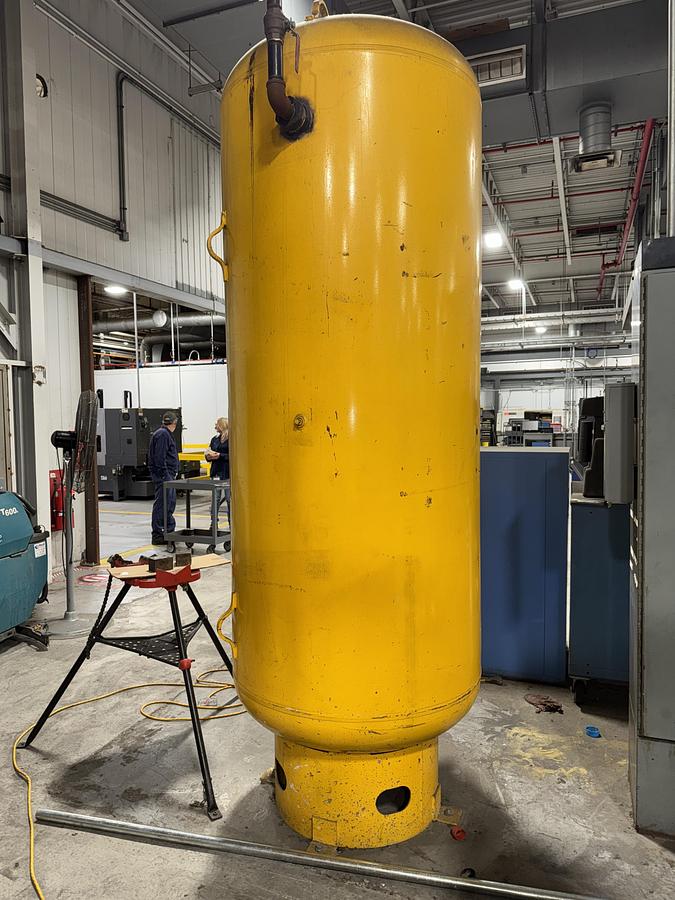 Used Solar Atmospheres HFL-5748-2EQ Vacuum Furnace, 2850-F, 2 Bar, Diffusion Pump, NEW HOT ZONE