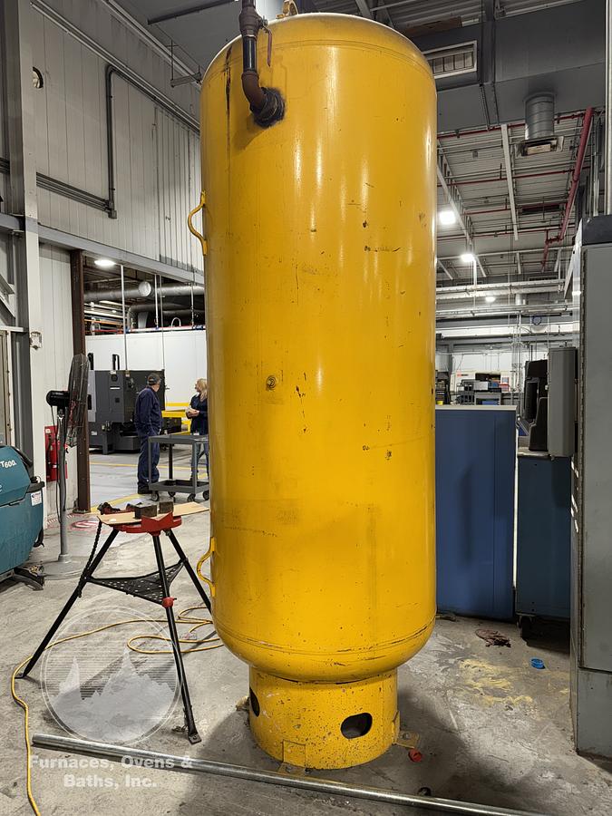 Used Solar Atmospheres HFL-5748-2EQ Vacuum Furnace, 2850-F, 2 Bar, Diffusion Pump, NEW HOT ZONE