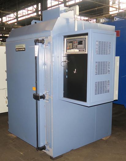 Used 36"W x 60"H x 48"L Blue M Batch/Cabinet Oven, 750°F, Electric