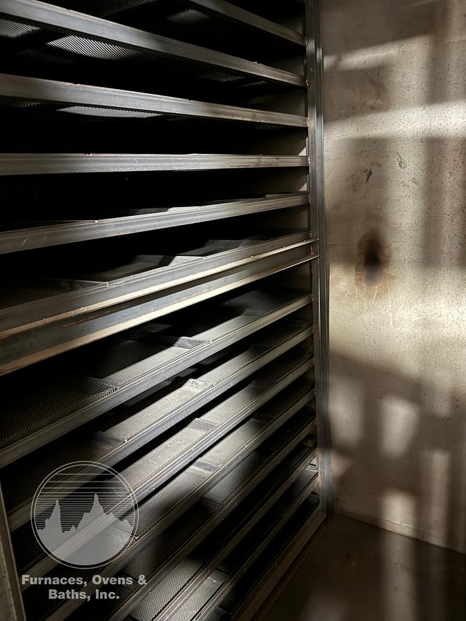 Used 48"W x 72"H x 48"L, Gruenberg, Electric Walk-In Oven, Stainless Steel Interior, Solvent Rated, 450°F