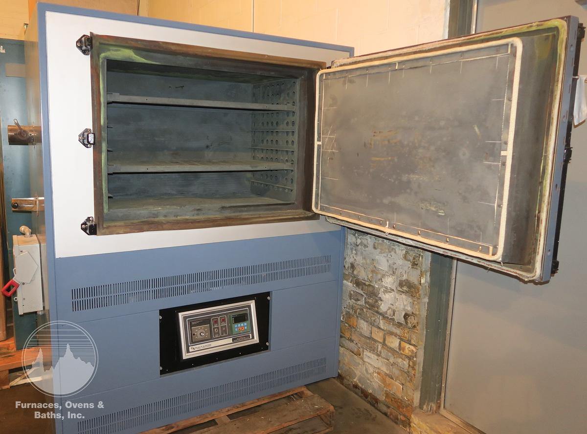 Used 38"W x 25"H x 20"L, Blue M CW-8880G, 1300-F, Electric