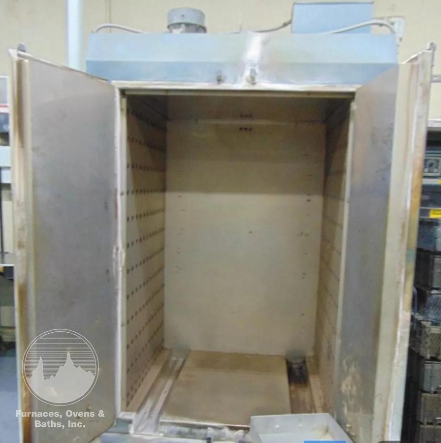 Used 48"W x 72"H x 48"L, Blue M 966 Batch/Truck Oven, 600°F, Stainless Interior