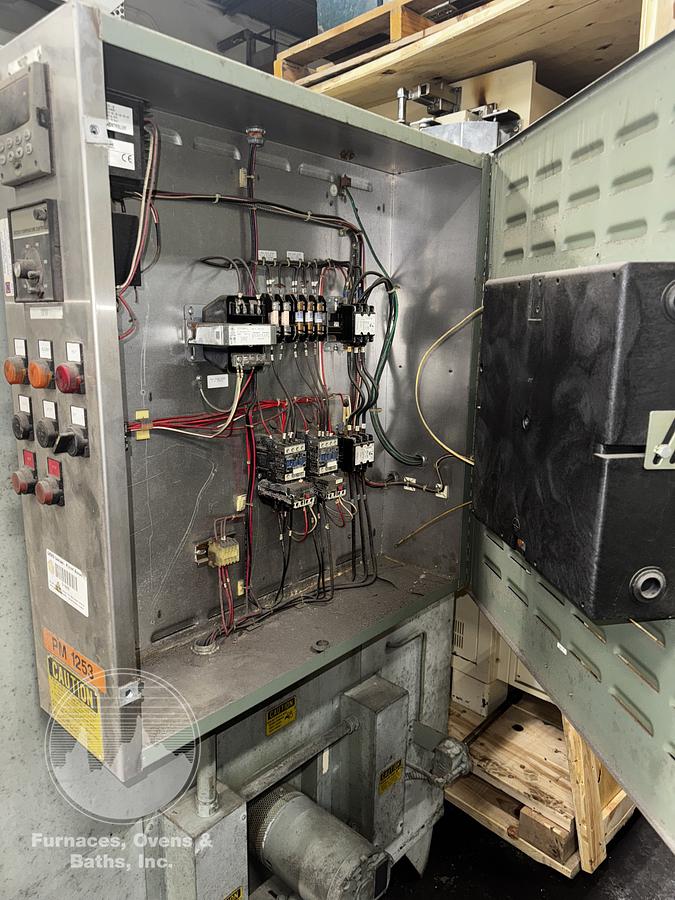 Used 38"W x 38"H x 40"L Grieve HB-500, Electric, 500-F