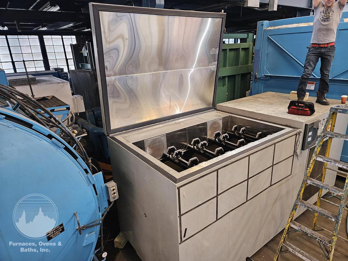 Used Webber AT90-120 Cryogenic Freezer 