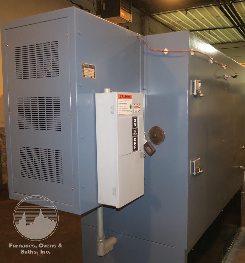 Used 48"W x 36"H x 24"L Blue M CW-9980G Cabinet Oven, 1300°F, Electric