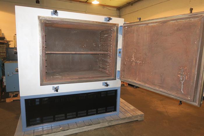 Used 48"W x 36"H x 24"L Blue M CW-9980G Cabinet Oven, 1300°F, Electric