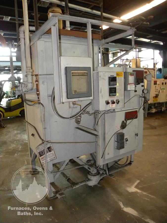 Used Surface Combustion 1200 CFH Endothermic Gas Generator, 1950°F, Water Cooled