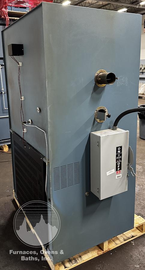 Used 20"W x 20"H x 18"L Blue M CW-6680 Cabinet Oven, 1300°F, Electric