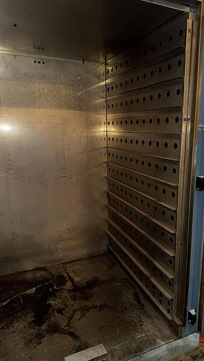 Used 48"W x 72"H x 48"L, Blue M DC-966 Cabinet Oven, 600°F, Stainless Interior