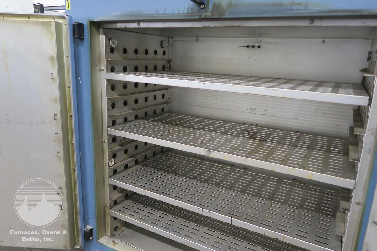 Used 48"W x 48"H x 24"L, Blue M DC-326F Cabinet Oven, 600°F