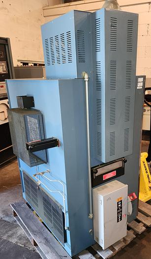 Used 25"W x 20"H x 20"L Blue M DC-256A-FHP-1 Class A Cabinet Oven, 600°F, Electric