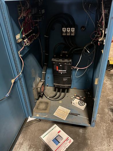 Used 48"W x 72"H x 48"L, Gruenberg, Electric Walk-In Oven, Stainless Steel Interior, Solvent Rated, 450°F