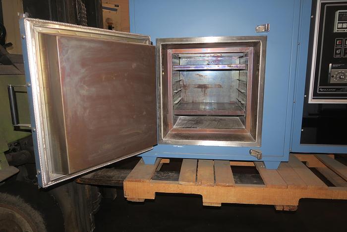 Used Blue M CFD-10E-7