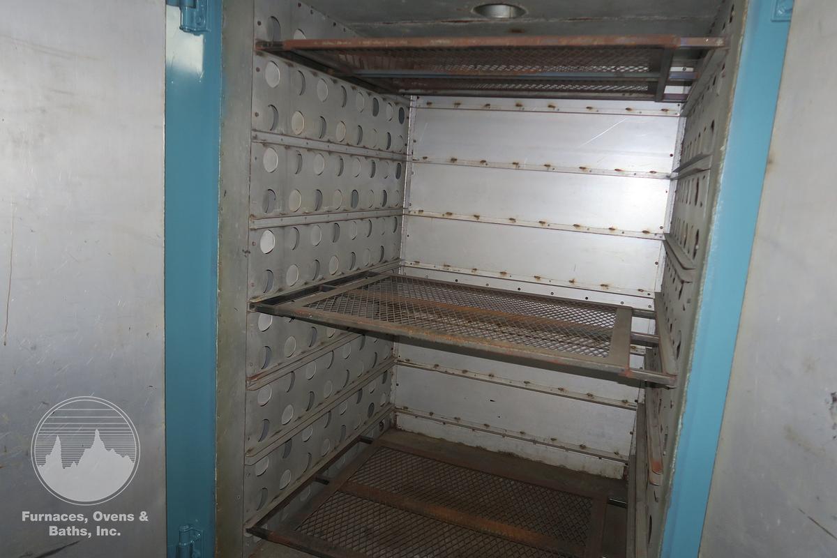 Used 48"W x 72"H x 48"L, Grieve, Electric Walk-In/Cabinet Oven, 500°F