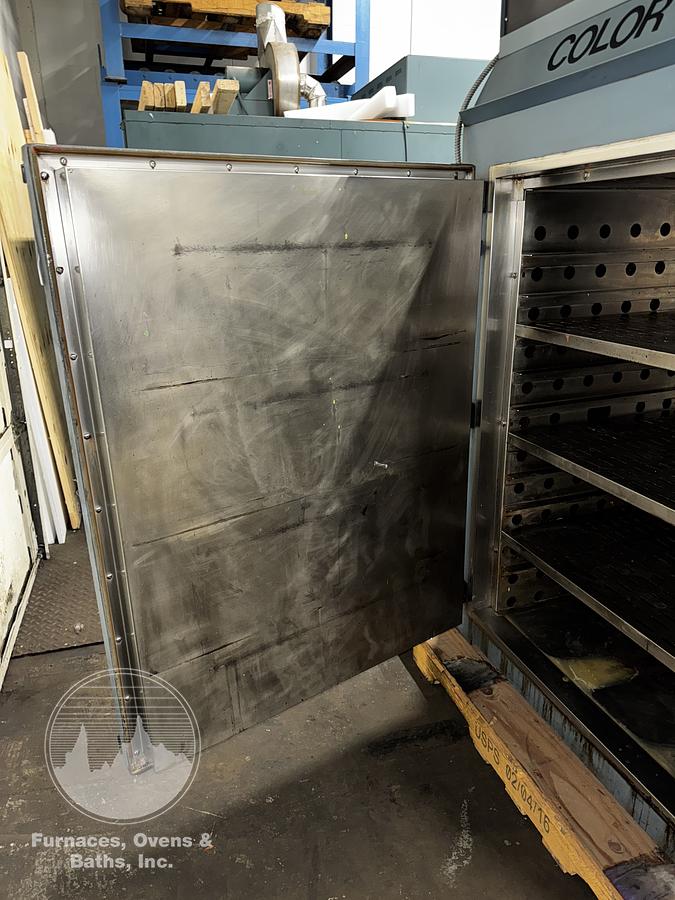 Used 36"W x 48"H x 24"L, Blue M DC-246G Cabinet Oven, 600°F, Stainless Interior