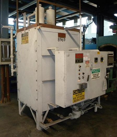 Used Surface Combustion 2400 CFH Endothermic Gas Generator, 1950°F, Air Cooled, Electric