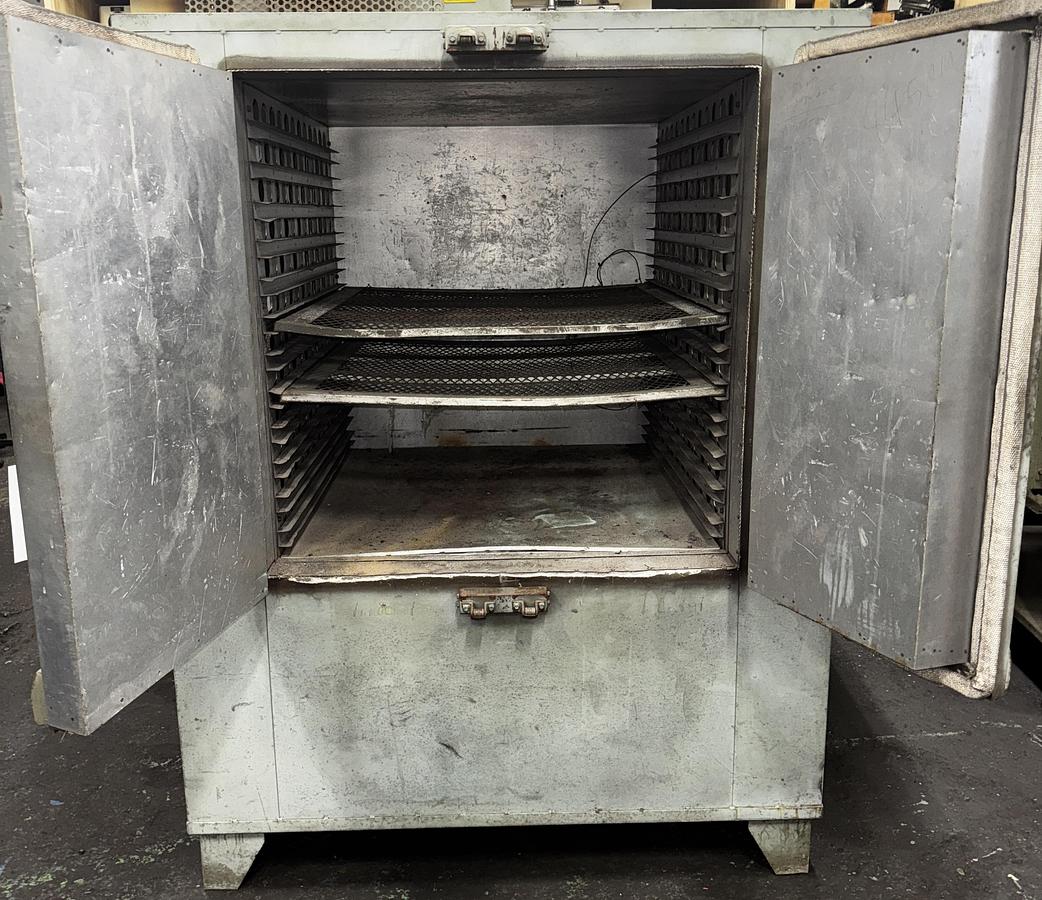 Used 38"W x 38"H x 40"L Grieve HB-500, Electric, 500-F