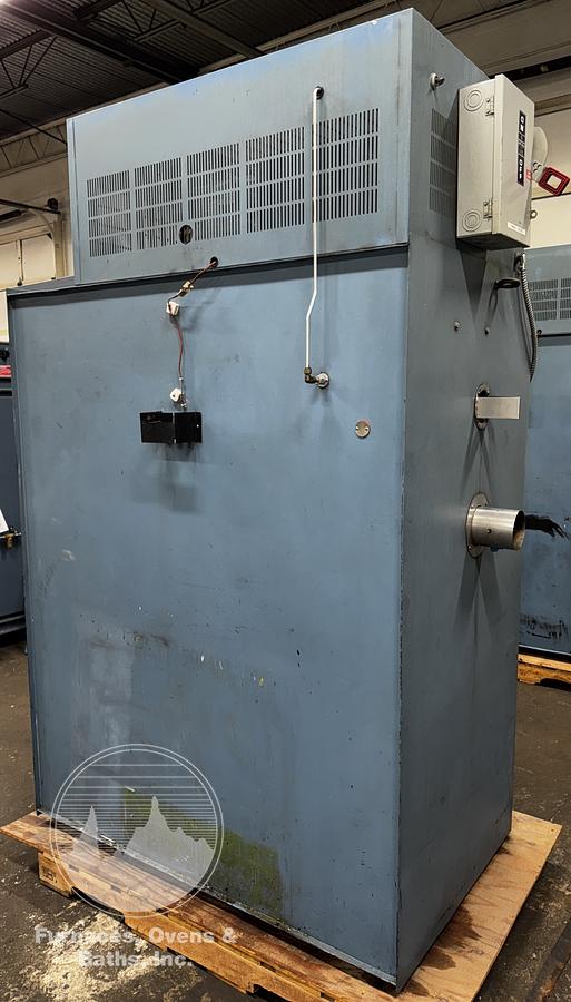 Used 36"W x 48"H x 24"L, Blue M DC-246G-ST350 Cabinet Oven, 600°F, Stainless Interior