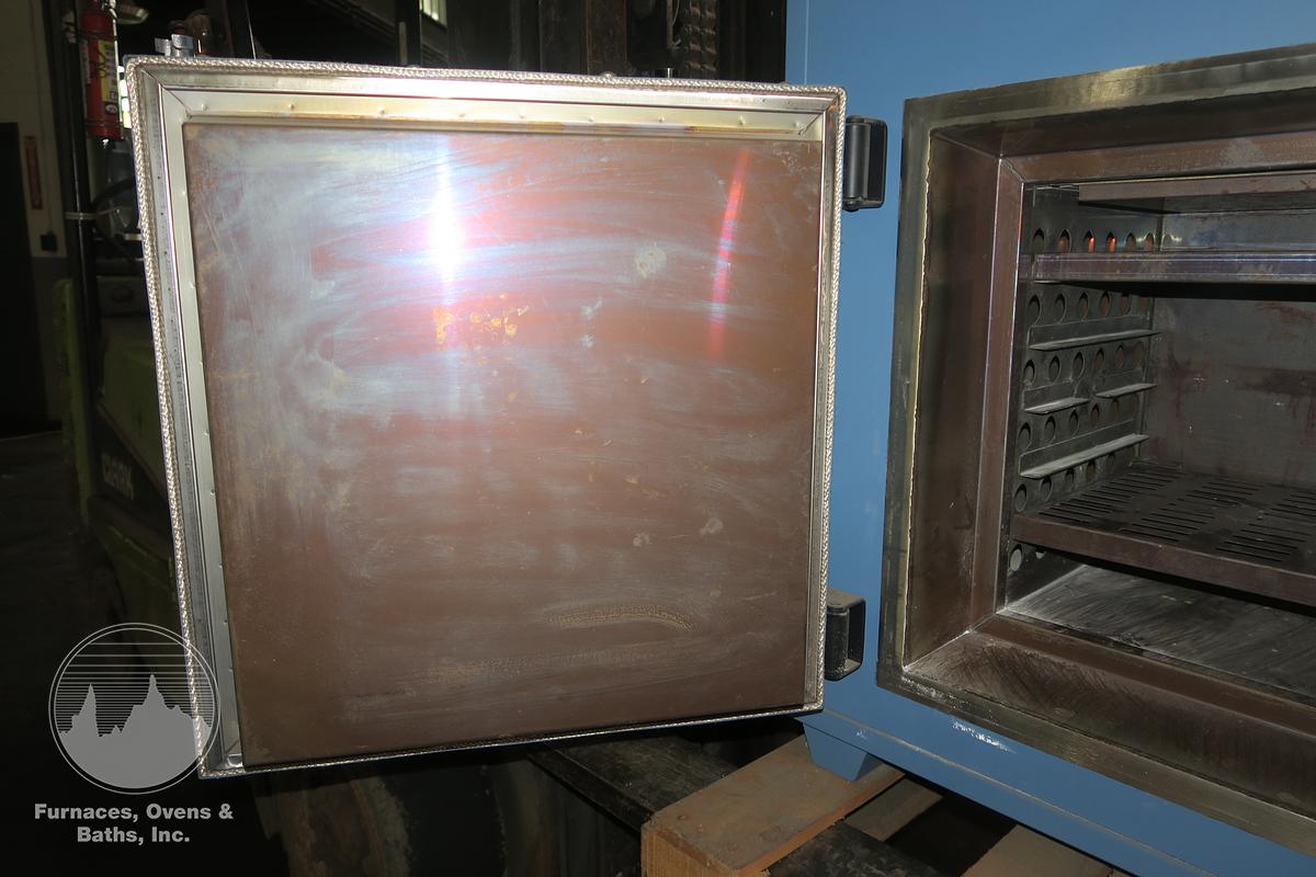 Used Blue M CFD-10E-7