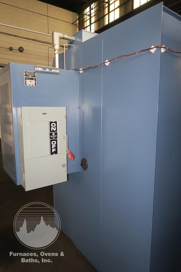 Used 36"W x 60"H x 48"L Blue M Batch/Cabinet Oven, 750°F, Electric