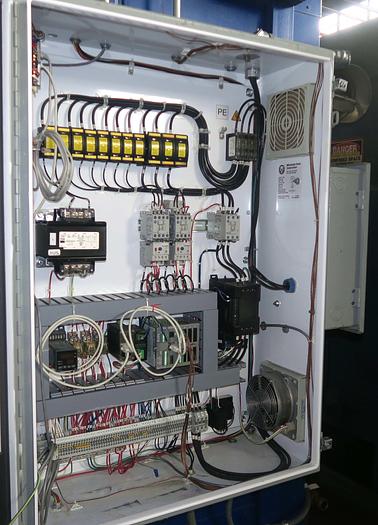 Used 48"W x 48"H x 36"L Wisconsin Cabinet Oven, 650°F, Electric