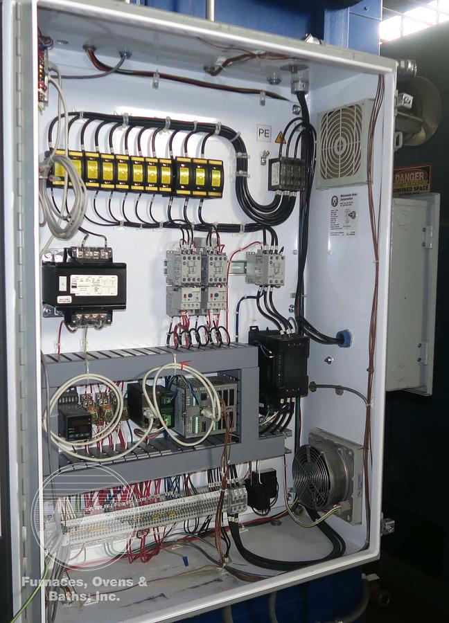 Used 48"W x 48"H x 36"L Wisconsin Cabinet Oven, 650°F, Electric