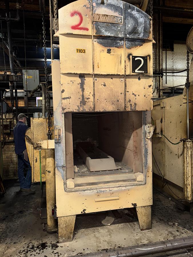 Used 36"W x 36"H x 96"L, Lindberg, 1250°F, Electric