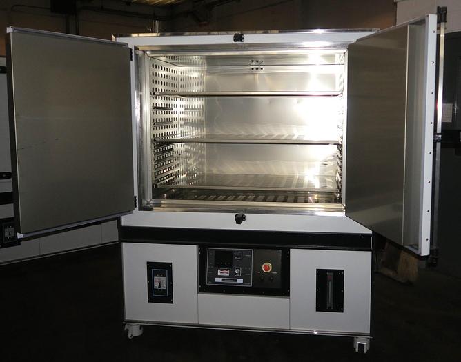 Used 48"W x 36"H x 24"L Blue M DCW-1406-E-F4T Cabinet Oven, 350°C/662°F, Electric