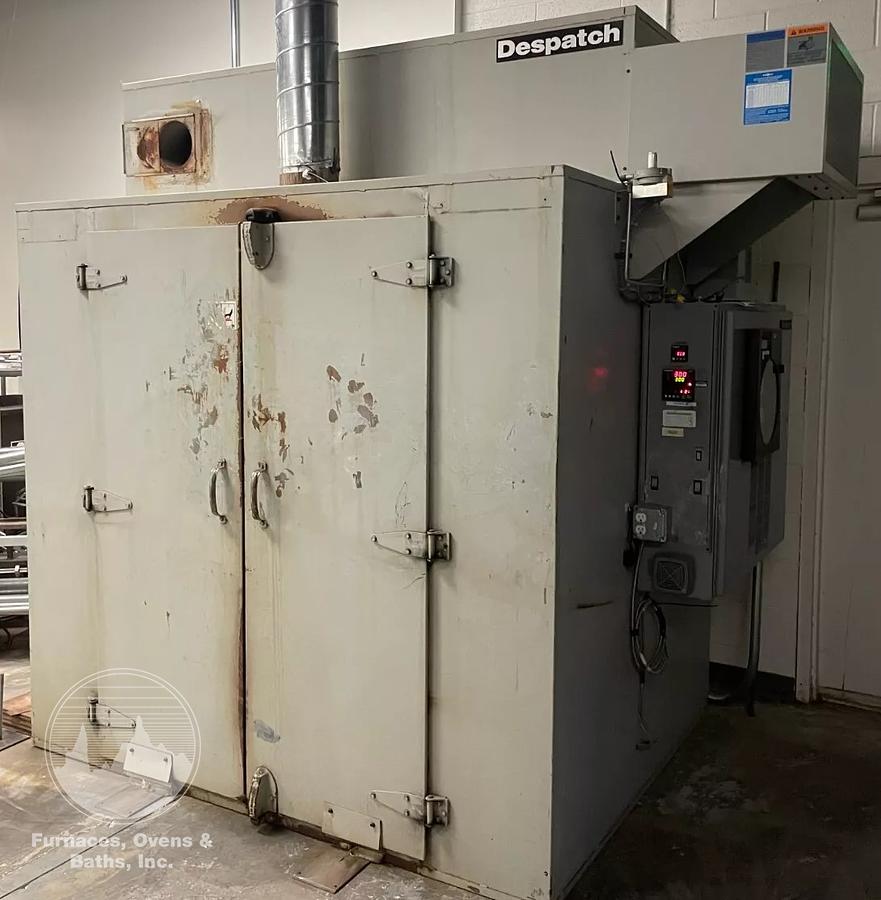 Used 48"W x 72"H x 52"L, Despatch Industries PWE3-10-1E, 850-F, Electric