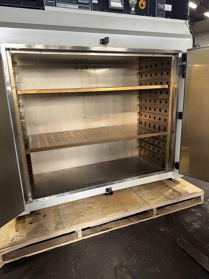 Used 60"W x 50"H x 24"L, Blue M DCW Cabinet Oven, Stainless Steel Interior, 600°F